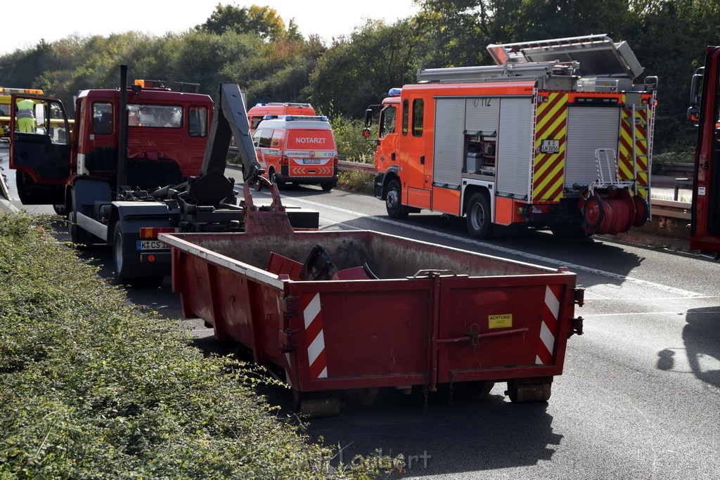 Schwerer VU PKlemm A 57 Rich Innenstadt Hoehe Koeln Chorweiler P211.JPG - Miklos Laubert